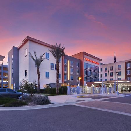 Hilton Garden Inn Chandler Downtown Exterior photo