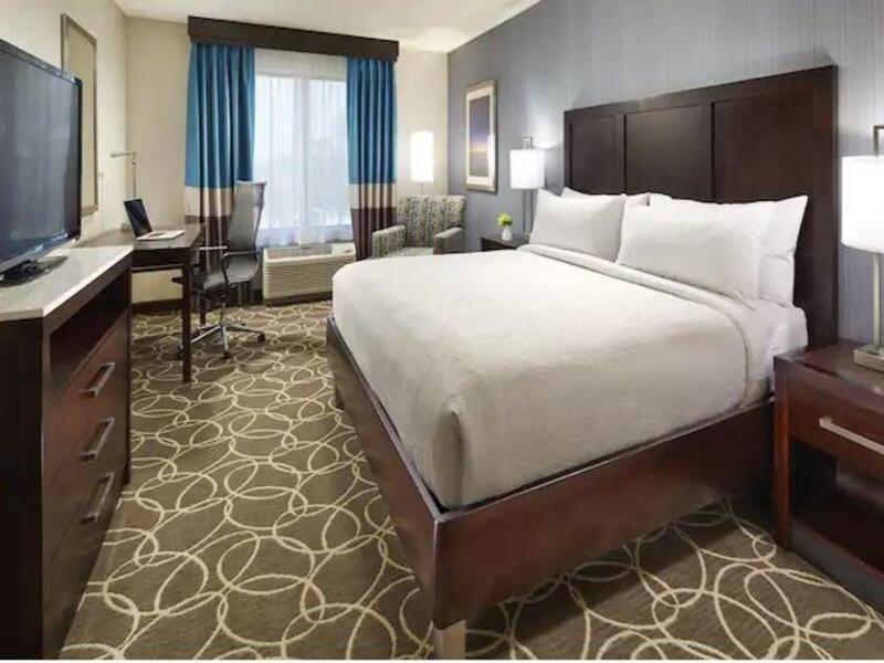 Hilton Garden Inn Chandler Downtown Exterior photo