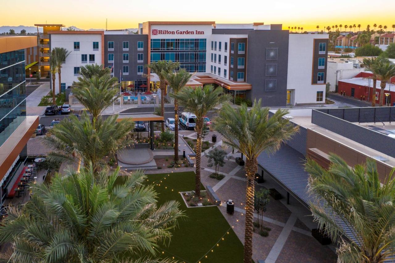 Hilton Garden Inn Chandler Downtown Exterior photo